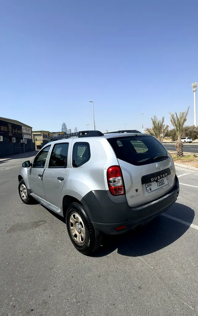 Renault Duster 2015 GCC Specs - Well Maintained SUV - Image 5