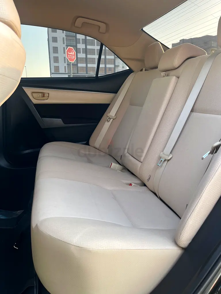Toyota Corolla SE Plus 2018, GCC Specs - Image 9