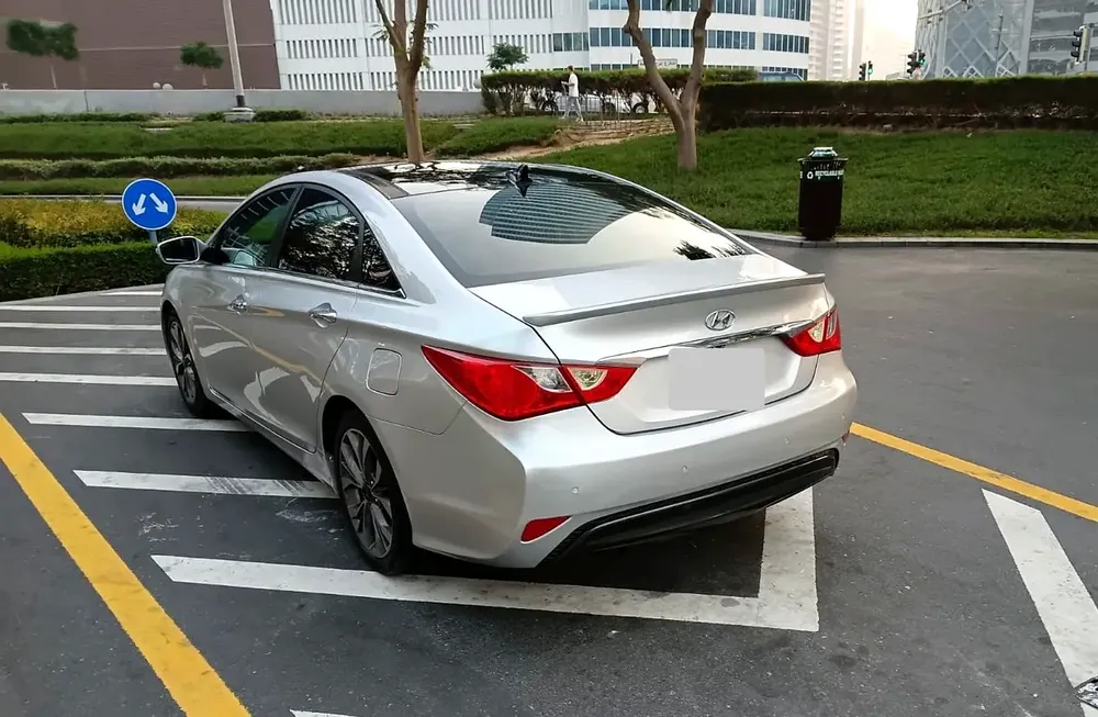2011 Hyundai Sonata Limited 2.4L | GCC Specifications | Perfect Condition - Image 7
