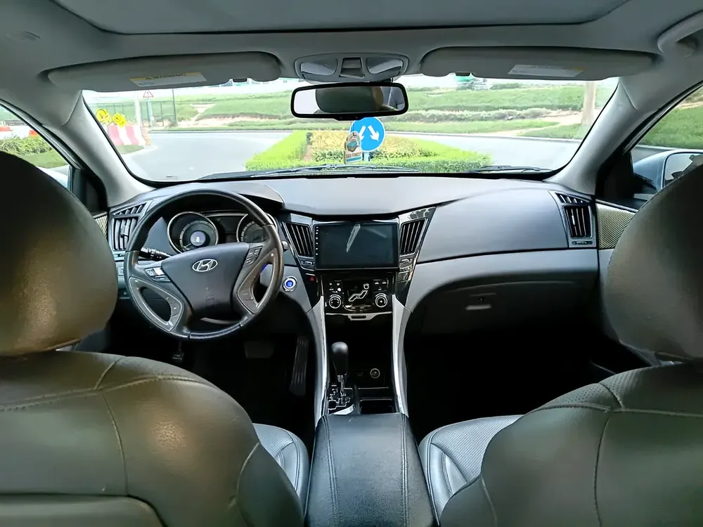 2011 Hyundai Sonata Limited 2.4L | GCC Specifications | Perfect Condition - Image 8