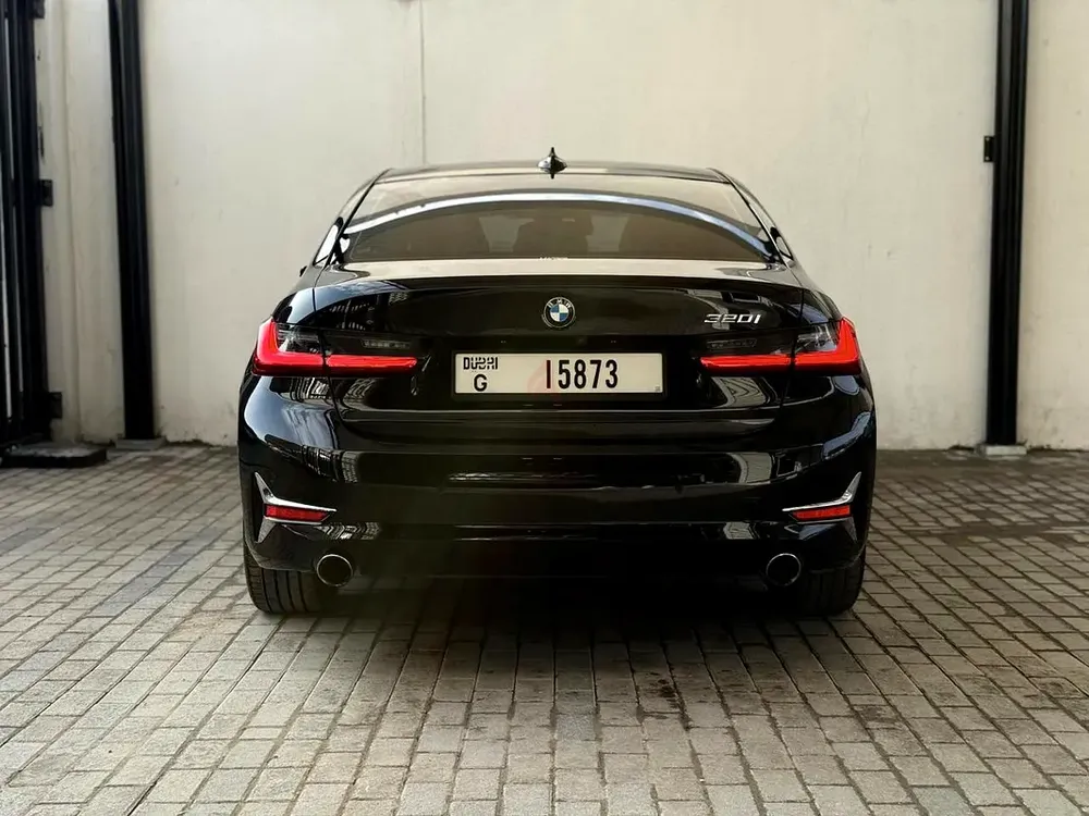 BMW 3 Series | INDIVIDUAL | Perfect condition | Maximum Option | Full Gargash Service - Image 7