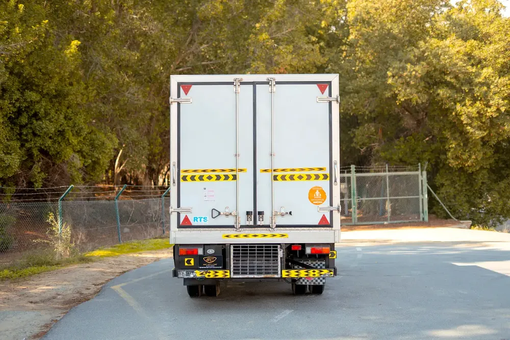 Mitsubishi Canter 0° Temperature (Dairy Products) | Diesel | GCC Specs | Ref#M41644 - Image 7