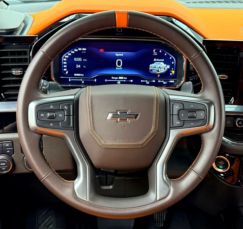 2024 Chevrolet Silverado Trail Boss Z71 Shaheen Edition, 2028 Chevrolet Warranty, Very Low Km, GCC - Image 16