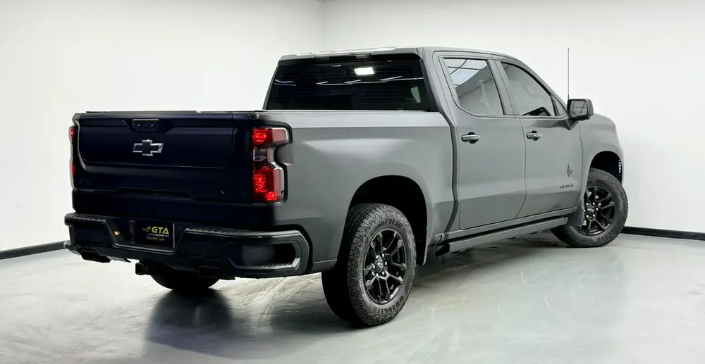 2024 Chevrolet Silverado Trail Boss Z71 Shaheen Edition, 2028 Chevrolet Warranty, Very Low Km, GCC - Image 4