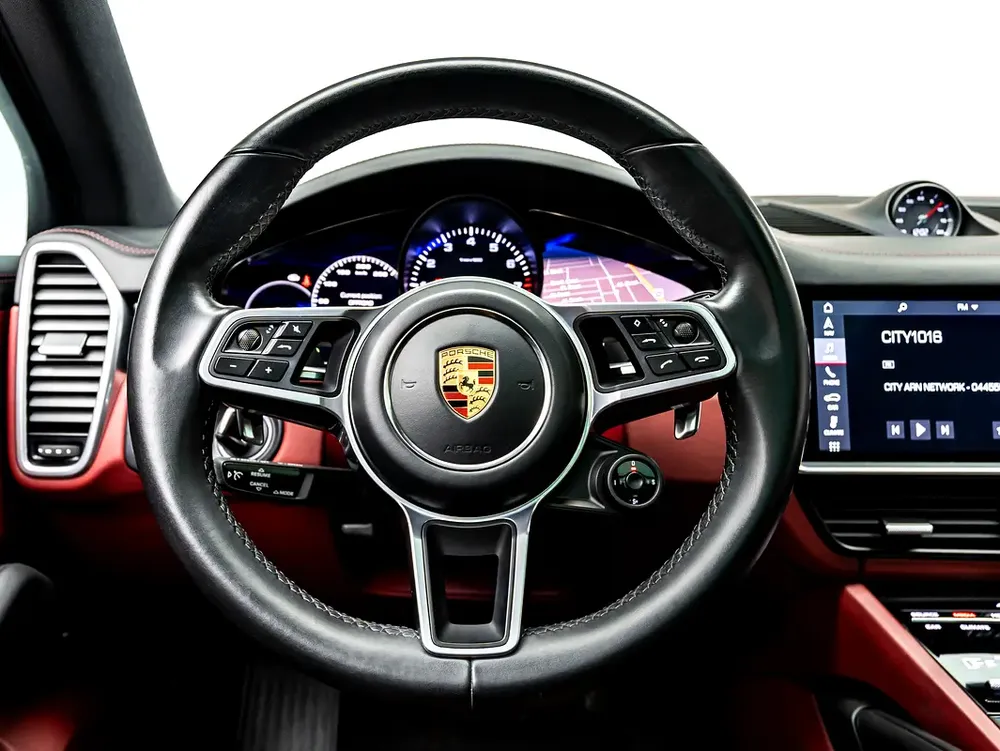2019 Porsche Cayenne SUV, Blackline Warranty, Full Service History, GCC - Image 12