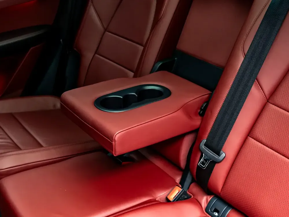 2019 Porsche Cayenne SUV, Blackline Warranty, Full Service History, GCC - Image 20