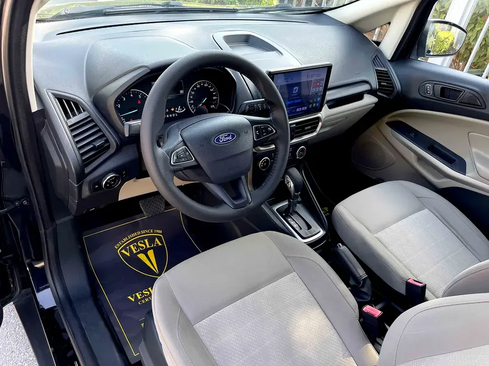 UNLIMITED MILEAGE WARRANTY / 490 AED MONTHLY / NAVIGATION + CAMERA + CAR PLAY / IN HOUSE FINANCE - Image 18