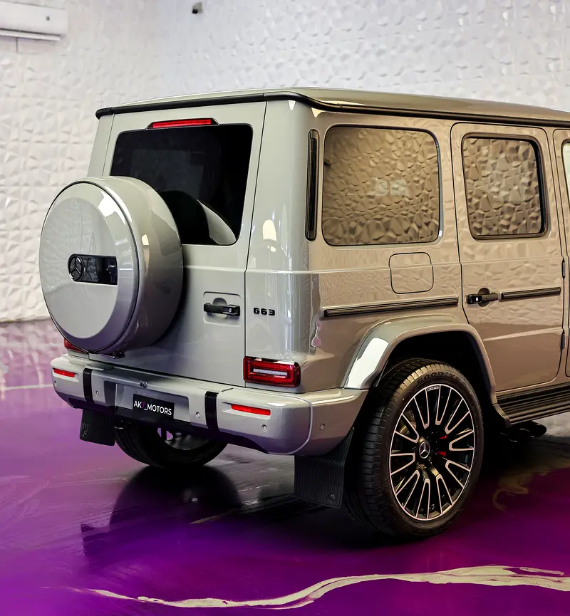 2025 Mercedes-Benz G-Class G 63 AMG - Japanese Specs - GCC Ready - Image 15