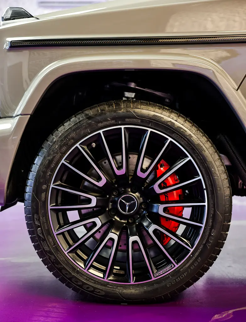 2025 Mercedes-Benz G-Class G 63 AMG - Japanese Specs - GCC Ready - Image 19