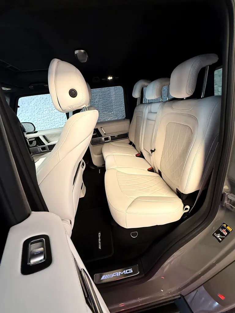 2025 Mercedes-Benz G-Class G 63 AMG - Japanese Specs - GCC Ready - Image 9