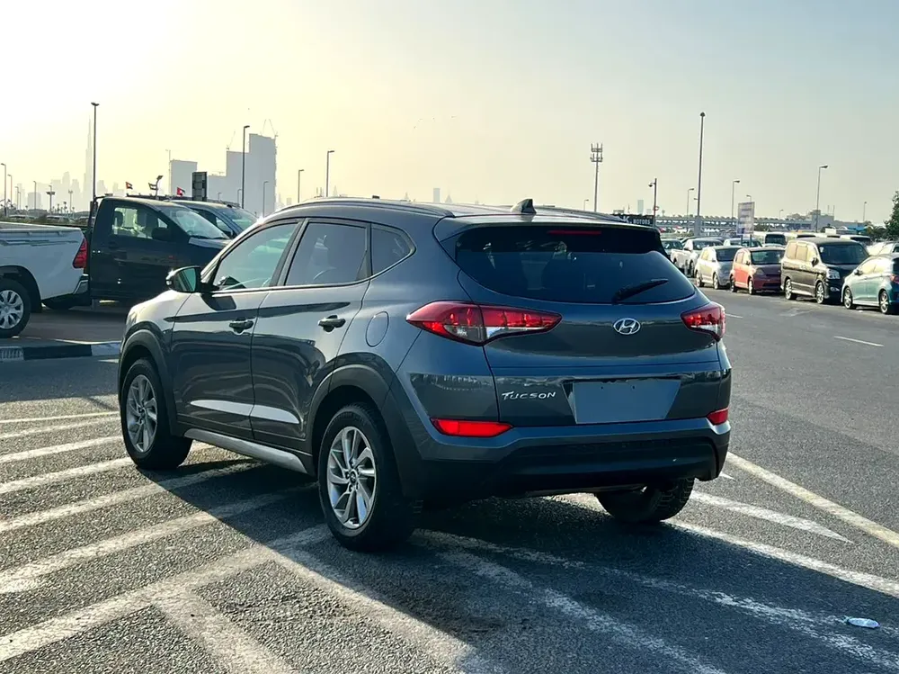 2018 Hyundai Tucson SEL+ 2.0L V4 -  AWD 4x4 - Rear Camera - Leather Seat - Image 5