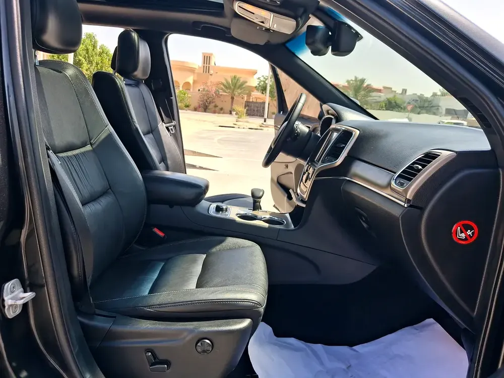 Jeep Grand Cherokee Limited 2014 GCC Specs - Image 15