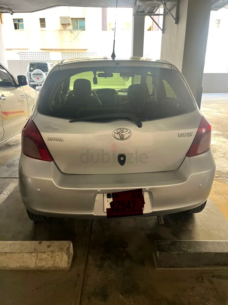 Toyota Yaris 2007 | GCC Specs | Lady Driven - Image 5