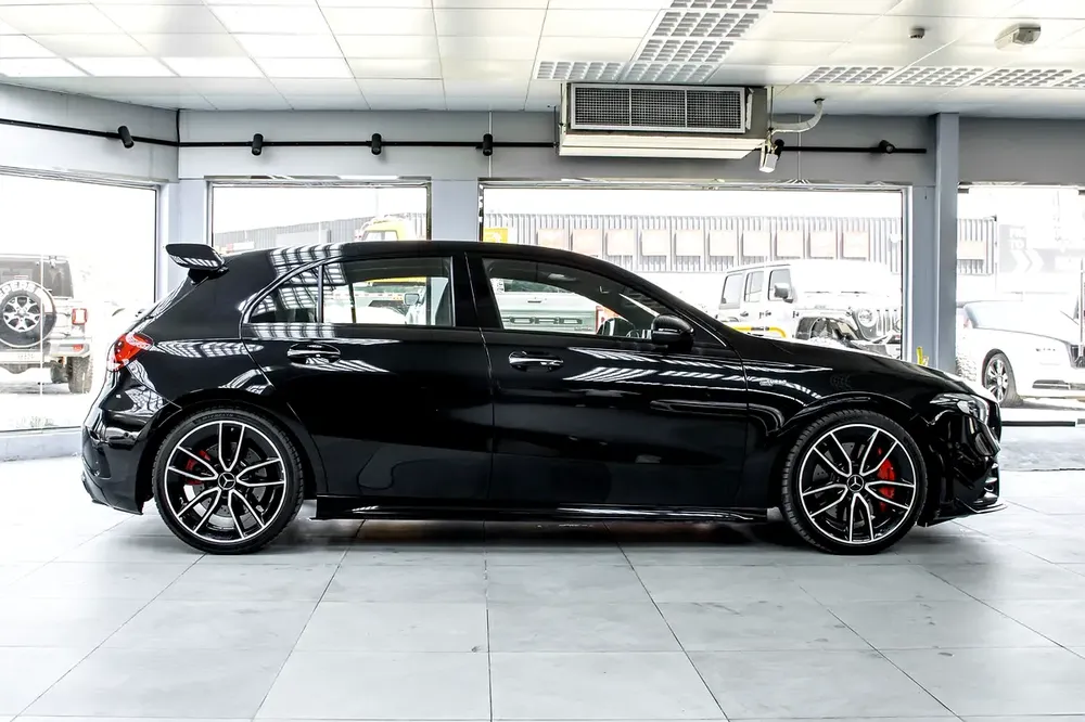 Mercedes-Benz A-Class 35 AMG 2023 - Image 4