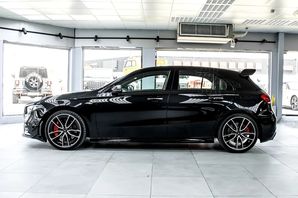 Mercedes-Benz A-Class 35 AMG 2023 - Image 5