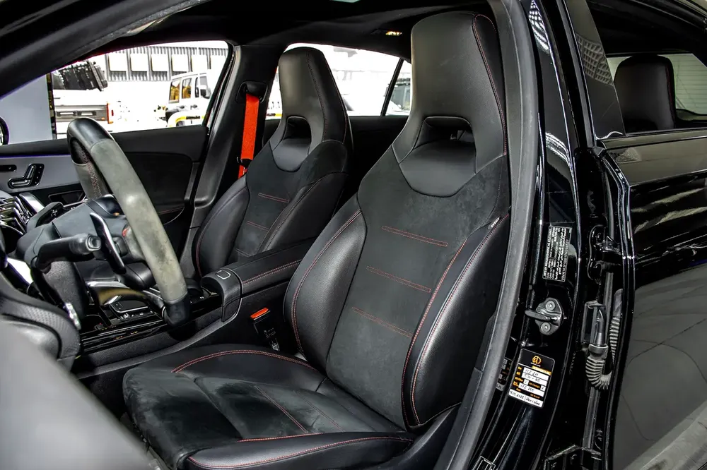 Mercedes-Benz A-Class 35 AMG 2023 - Image 9