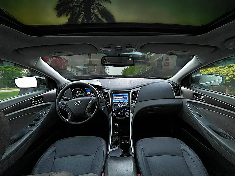 HYUNDAI SONATA | HYBRID | LIMITED | 2.4L V4 | WELL MAINTAINED - Image 11