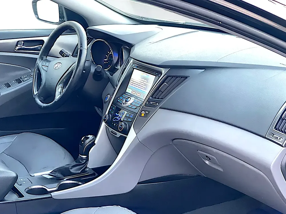 HYUNDAI SONATA | HYBRID | LIMITED | 2.4L V4 | WELL MAINTAINED - Image 16