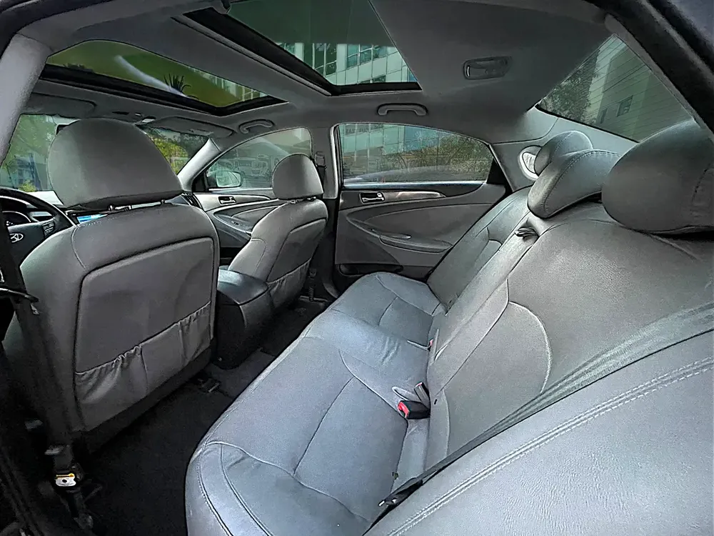 HYUNDAI SONATA | HYBRID | LIMITED | 2.4L V4 | WELL MAINTAINED - Image 19