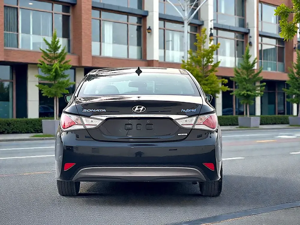 HYUNDAI SONATA | HYBRID | LIMITED | 2.4L V4 | WELL MAINTAINED - Image 6