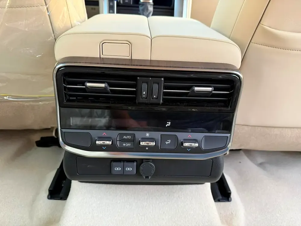 Toyota Land Cruiser 2026 VX - 4.0 Ltr Petrol Engine - GCC Specification - Image 14