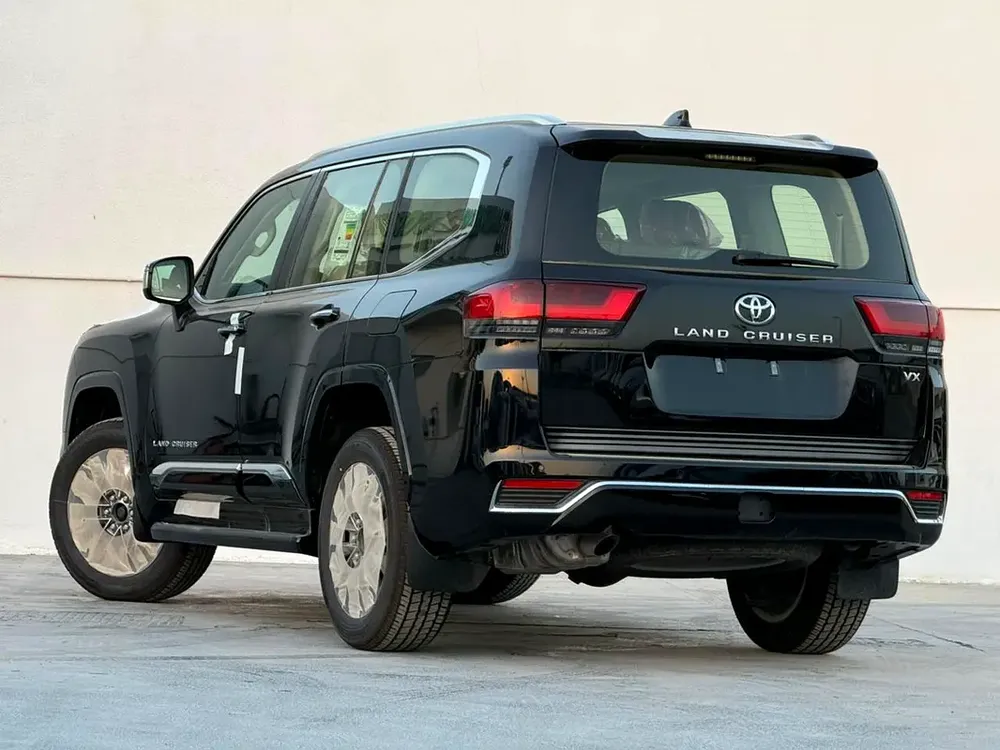 Toyota Land Cruiser 2026 VX - 4.0 Ltr Petrol Engine - GCC Specification - Image 5