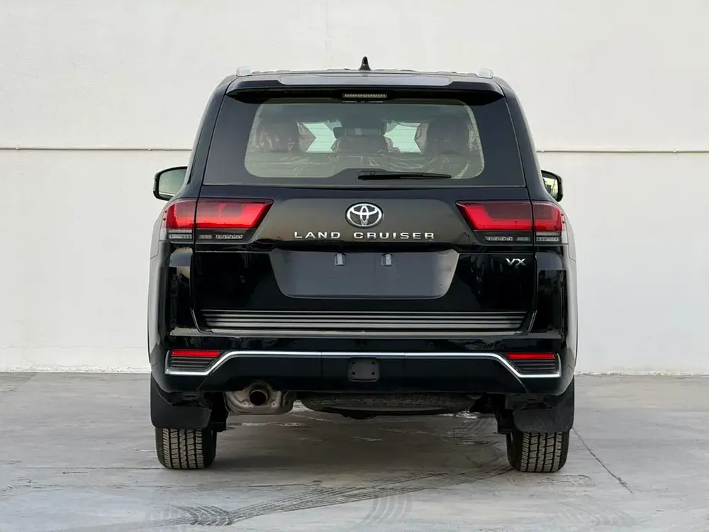 Toyota Land Cruiser 2026 VX - 4.0 Ltr Petrol Engine - GCC Specification - Image 8
