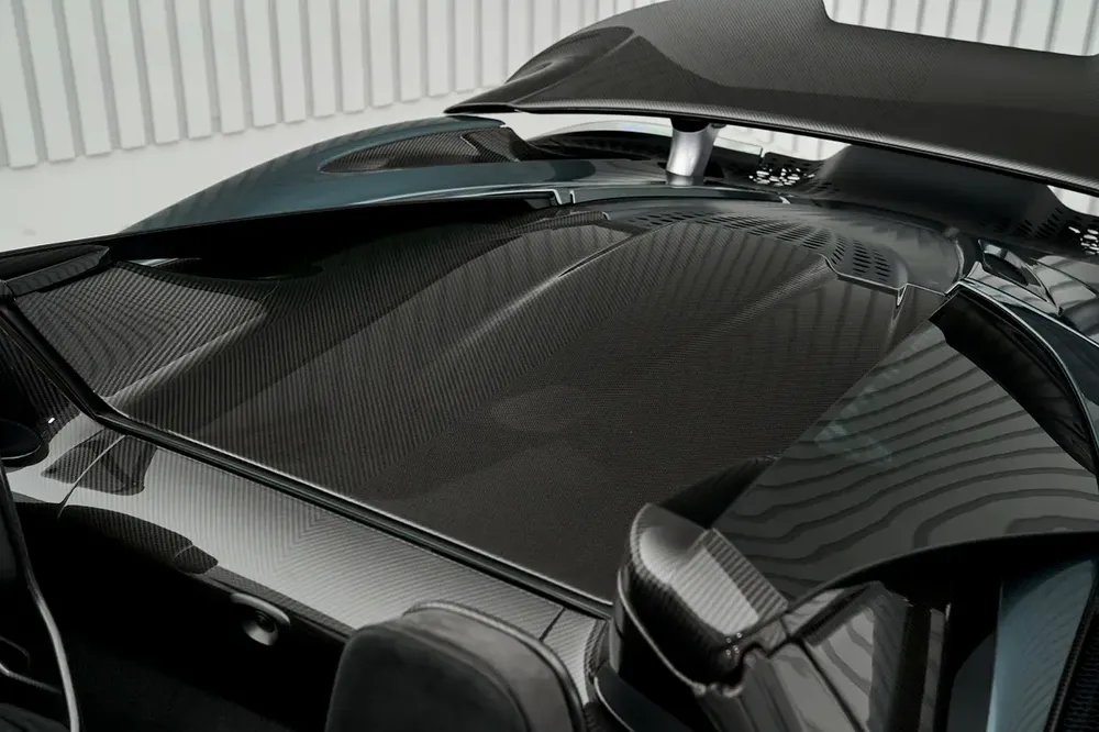 MCLAREN 765LT SPIDER, 2022, GCC, CARBON PACKAGE,DEALER WARRANTY, EXCELLENT CONDITION - Image 11