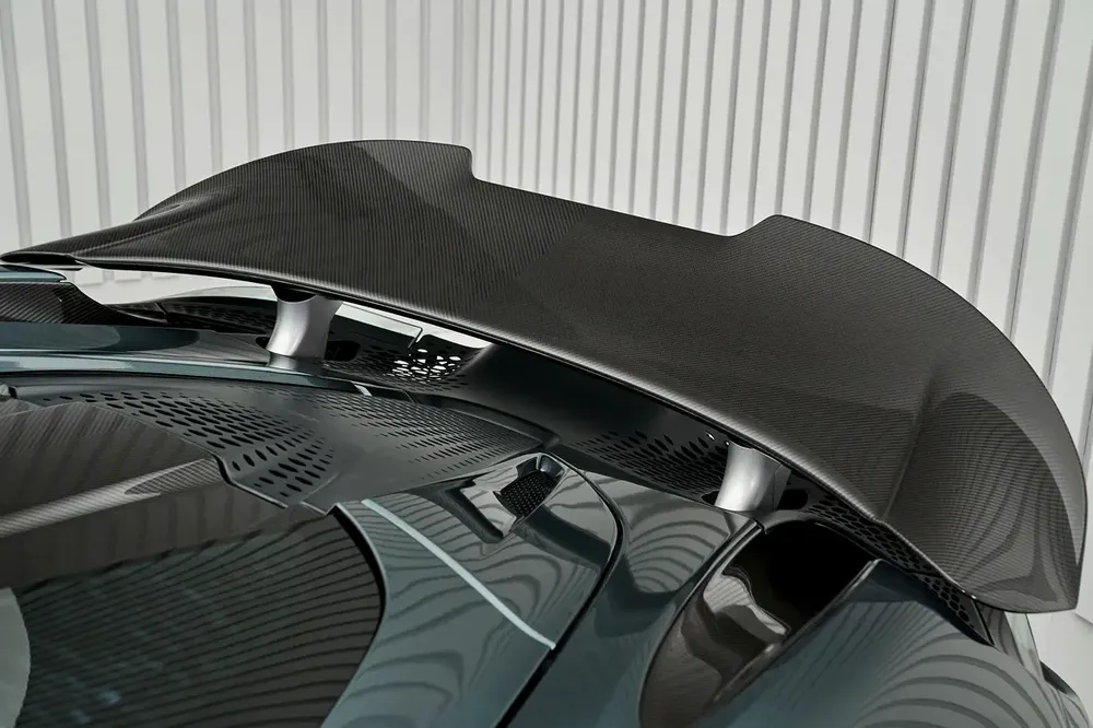 MCLAREN 765LT SPIDER, 2022, GCC, CARBON PACKAGE,DEALER WARRANTY, EXCELLENT CONDITION - Image 14