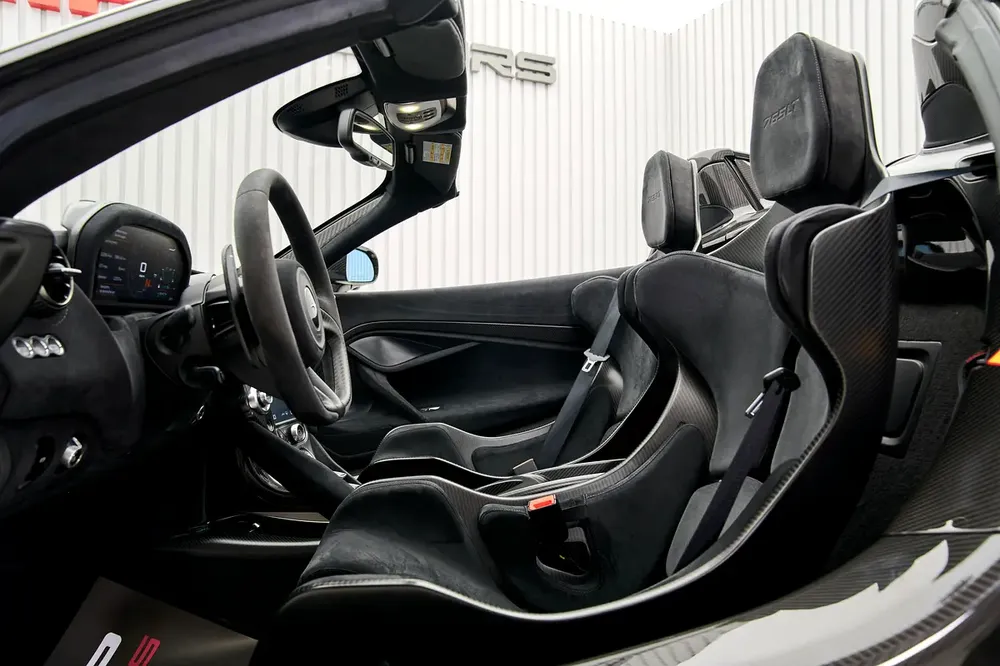 MCLAREN 765LT SPIDER, 2022, GCC, CARBON PACKAGE,DEALER WARRANTY, EXCELLENT CONDITION - Image 20