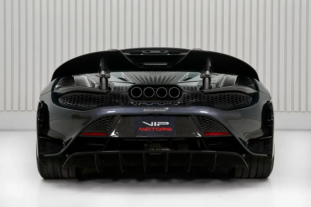 MCLAREN 765LT SPIDER, 2022, GCC, CARBON PACKAGE,DEALER WARRANTY, EXCELLENT CONDITION - Image 5