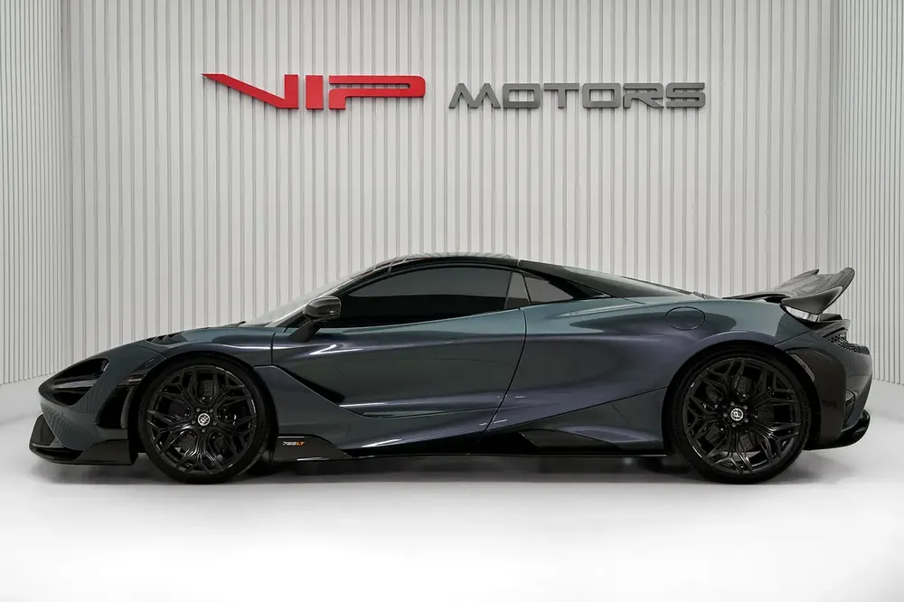 MCLAREN 765LT SPIDER, 2022, GCC, CARBON PACKAGE,DEALER WARRANTY, EXCELLENT CONDITION - Image 7