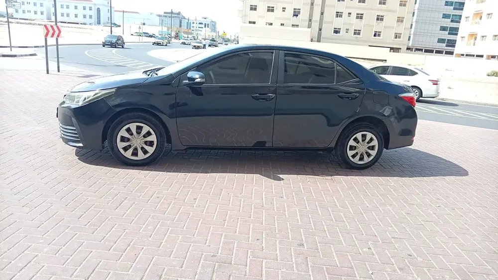 Toyota Corolla 1.6 XLI 2019 GCC Specs - Excellent Condition LADY DRIVEN - Image 4