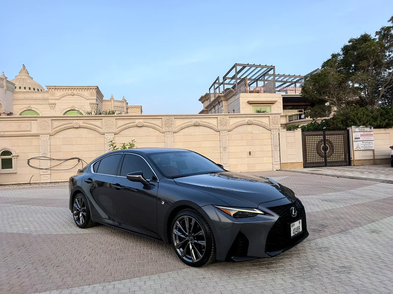 LEXUS IS350 F SPORT PACKAGE 2022 VERY LOW K.M ONLY 16000 FULL OPTION GCC - Image 11
