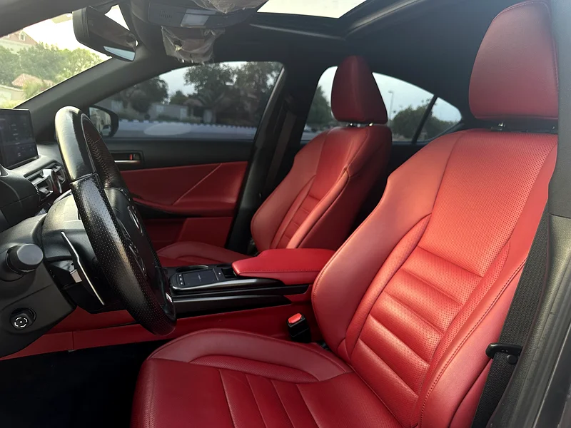 LEXUS IS350 F SPORT PACKAGE 2022 VERY LOW K.M ONLY 16000 FULL OPTION GCC - Image 7