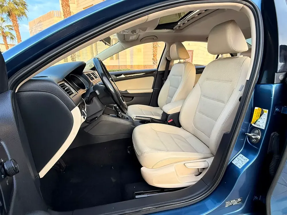 🔥 2018 Volkswagen Jetta SE 2.5L | GCC Specs | Stylish | Fuel Efficient | Excellent Condition 🔥 - Image 11