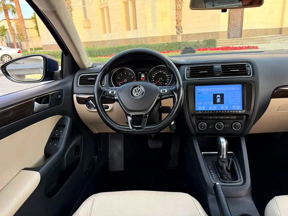 🔥 2018 Volkswagen Jetta SE 2.5L | GCC Specs | Stylish | Fuel Efficient | Excellent Condition 🔥 - Image 14