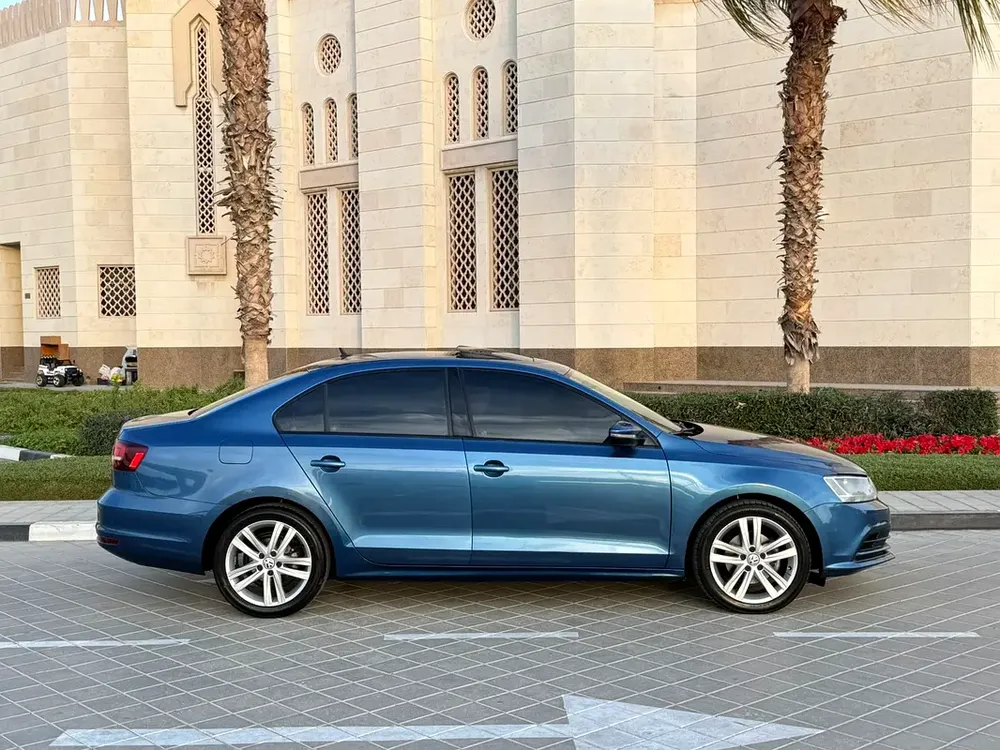 🔥 2018 Volkswagen Jetta SE 2.5L | GCC Specs | Stylish | Fuel Efficient | Excellent Condition 🔥 - Image 4