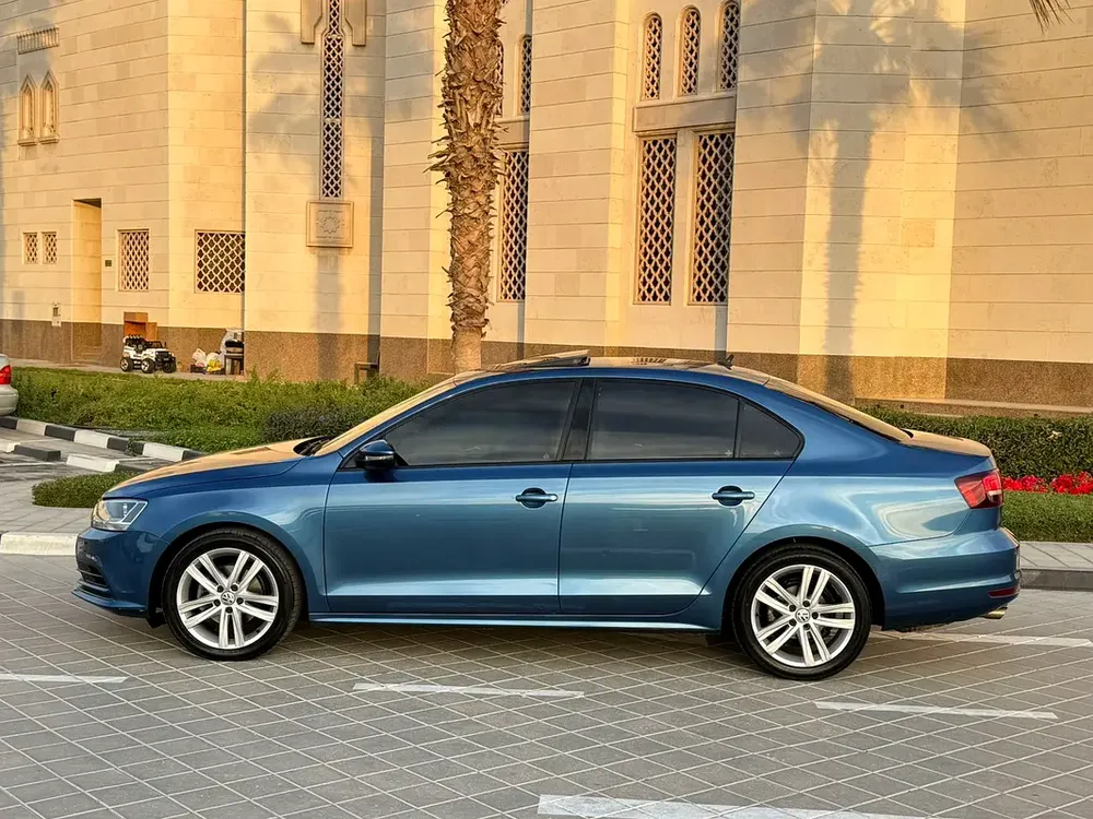 🔥 2018 Volkswagen Jetta SE 2.5L | GCC Specs | Stylish | Fuel Efficient | Excellent Condition 🔥 - Image 5