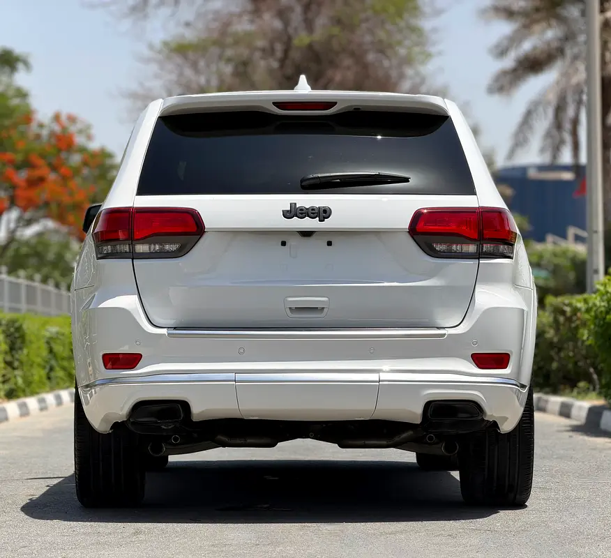 Jeep Grand Cherokee Overland Plus 2019 (Full Option – Low Mileage – Excellent Condition) - Image 5