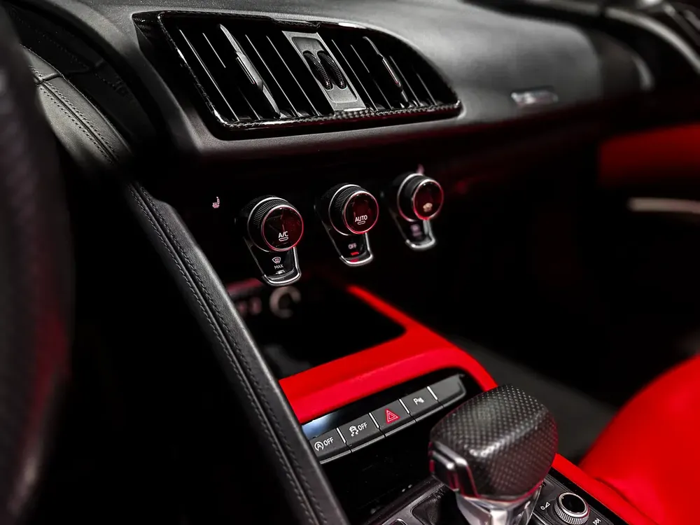 Audi R8 2022 European specs - Image 14