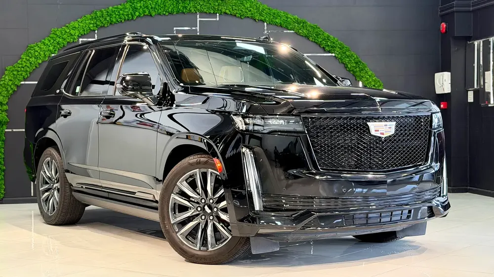 Pristine 2023 Cadillac Escalade Sport | GCC Specs | Warranty - Image 4