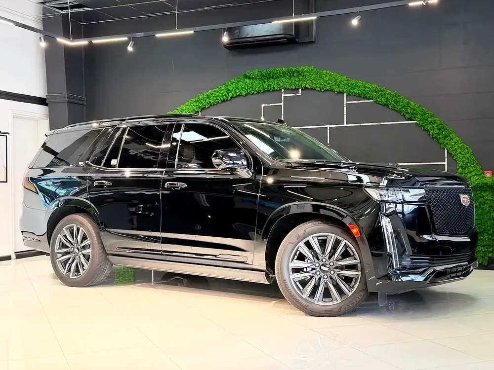 Pristine 2023 Cadillac Escalade Sport | GCC Specs | Warranty - Image 6