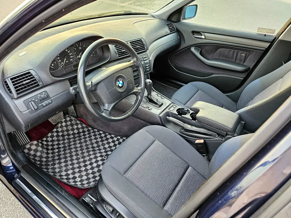 BMW 325I 2002 JAPAN IMPORTED - Image 11