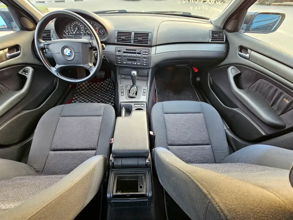 BMW 325I 2002 JAPAN IMPORTED - Image 17