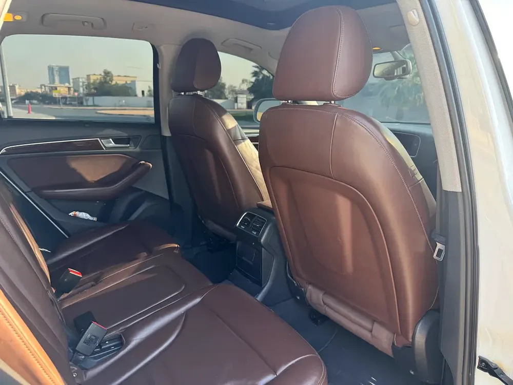 Audi Q5 2016 S LINE GCC Full option BEST CONDITION - Image 8
