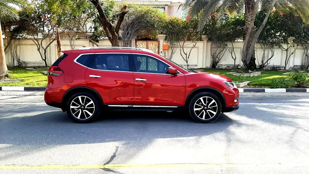 Nissan Xtrail SL Top 2018 Model No1 Option Sunroof Leather Seat GCC Fully Automatic Family used Sale - Image 15