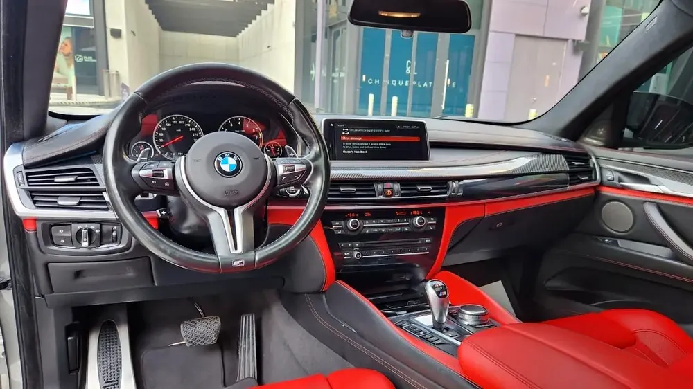 2018 BMW X6M full agency service + bmw service contract till 2026|| ORIGINAL PAINT carplay - Image 13