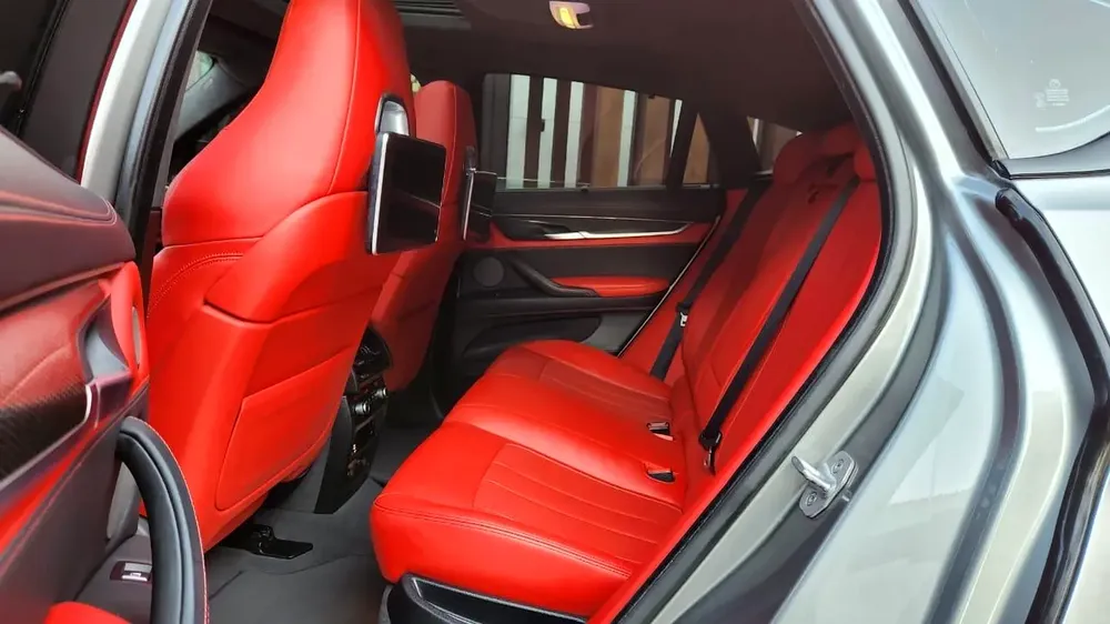 2018 BMW X6M full agency service + bmw service contract till 2026|| ORIGINAL PAINT carplay - Image 16
