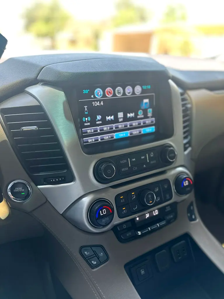 GMC YUKON SLT - Image 16